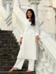 Embroided White Kurtha